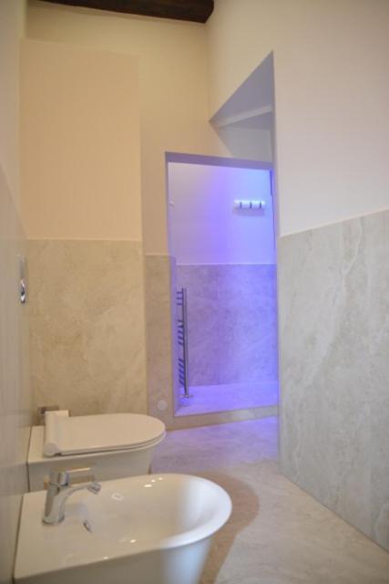 Fidia Palace Flavia'S Apartment Colosseo Ρώμη Εξωτερικό φωτογραφία