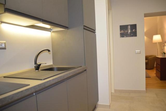 Fidia Palace Flavia'S Apartment Colosseo Ρώμη Εξωτερικό φωτογραφία